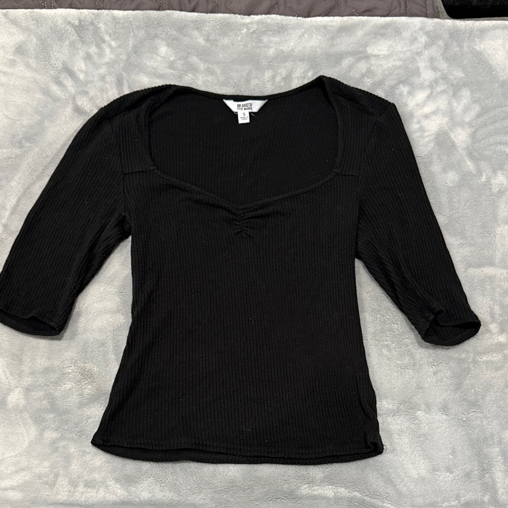 BB Dakota by Steve Madden Black Long Sleeve Top